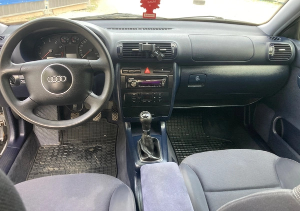 Audi A3 cena 5999 przebieg: 251000, rok produkcji 2000 z Warszawa małe 106